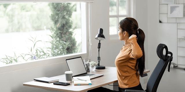 Mesh chair for breathable support